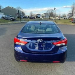 
										2013 Hyundai Elantra Gls full									