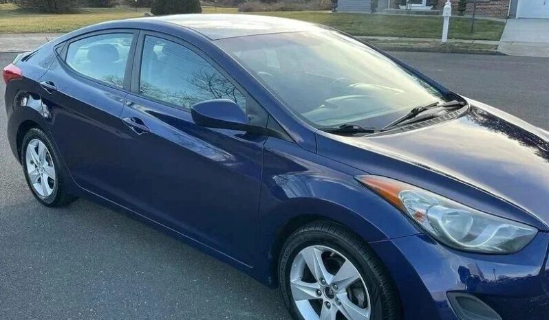 
								2013 Hyundai Elantra Gls full									