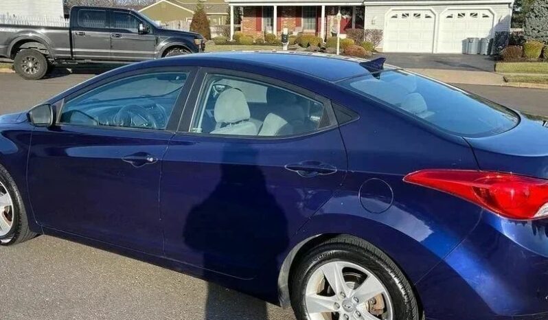 
								2013 Hyundai Elantra Gls full									